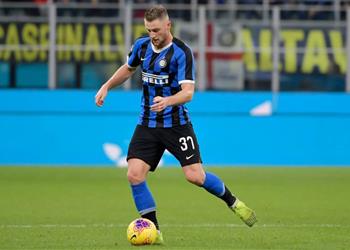 تقارير خطوة جديدة من إنتر ميلان تنعش آمال الأندية الأوروبية في ضم سكرينيار