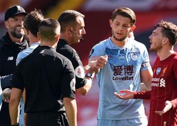 بعد مباراة ليفربول وبيرنلي روبرتسون ما كان ينبغي أن أتحدث مع الحكم بهذه الطريقة