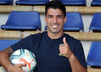 سواريز ريال مدريد حسم الليجا وعلى برشلونة عدم التحجج بأخطأء الـvar