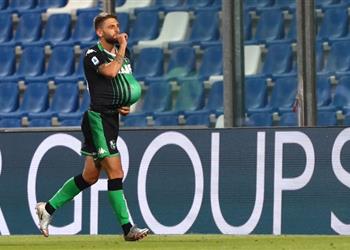 بالفيديو في 3 دقائق ساسولو يسجل هدفين بشباك يوفنتوس