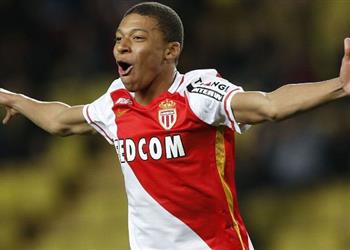 مبابي يجتمع مع مسئولي موناكو لإبلاغهم بقراره حول مستقبله