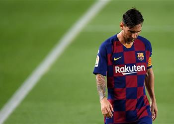 بالفيديو برشلونة يسقط بثنائية أمام أوساسونا في ليلة تتويج ريال مدريد