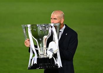 برشلونة يوجه رسالة إلى ريال مدريد بعد التتويج بالدوري الإسباني