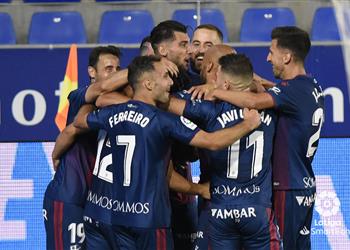 رسمي ا بعد قادش هويسكا يصعد إلى الدوري الإسباني