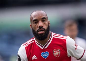 يوفنتوس يتحرك لضم لاكازيت من آرسنال