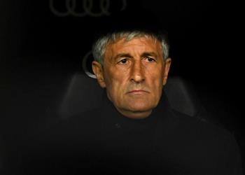 قائمة برشلونة لمباراة ألافيس في الدوري الإسباني غياب آرثر وبيكيه