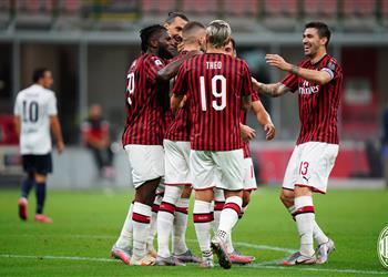 فيديو الروسونيري قادم لـ أوروبا ميلان يسقط بولونيا بخماسية ويواصل الزحف نحو الكبار