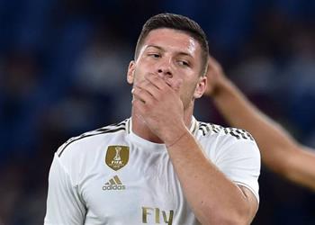 اجتماع بين ناد إيطالي ووكيل لوكا يوفيتش