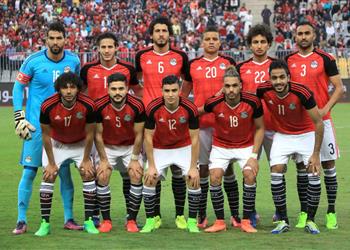 جناح ستوك سيتي السابق يطالب النادي بالتعاقد مع لاعب منتخب مصر