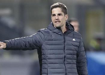 اقالة مورينو بعد 7 أشهر من توليه قيادة موناكو ومدرب بايرن ميونخ السابق الأقرب لخلافته