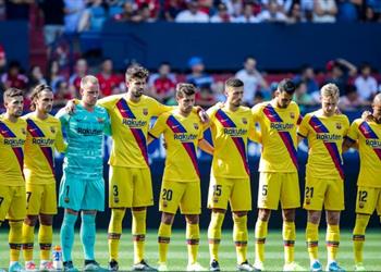 إصابة جديدة في دفاع برشلونة تدق ناقوس الخطر قبل مواجهة نابولي بدوري أبطال أوروبا