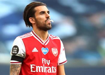 سيبايوس سعيد في آرسنال وأحب طريقة أرتيتا ومصيري بيد ريال مدريد