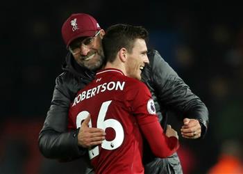 كلوب يكشف موقف ليفربول من ميركاتو الصيف ويتغنى بـ روبرتسون