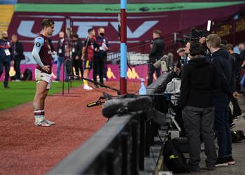 جريليش يثير التكهنات حول مستقبله مع أستون فيلا