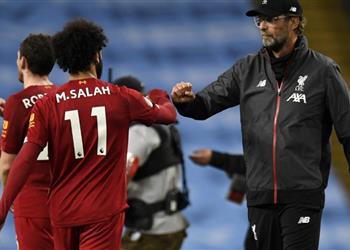 محمد صلاح يثير الجدل حول مستقبله مع ليفربول بعد التتويج بالدوري الإنجليزي