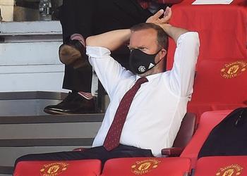 تليجراف مانشستر يونايتد يواصل البحث عن مدير جديد ويفاضل بين يوفنتوس وأتلتيكو مدريد