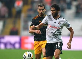 تقارير النني يودع بشكتاش وقد يعود للدوري التركي