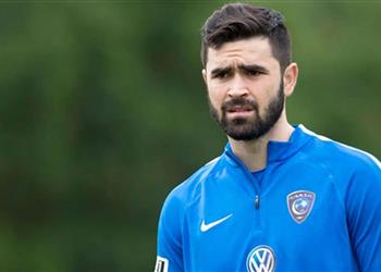 الزمالك يكشف لـ بطولات موقفه من التعاقد مع عمر خربين