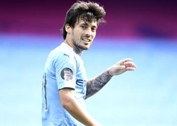 دافيد سيلفا يتلقى عرض ا من الدوري الإيطالي