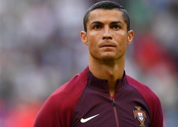 سوشيال_بطولات نادي درجة ثالثة ألماني يطلب التعاقد مع رونالدو مقابل بيرة