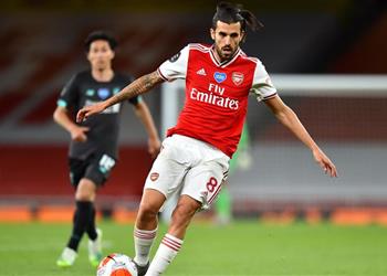 ديلي ميل سيبايوس قد يستمر مع آرسنال لمدة عام آخر