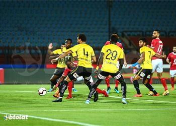 الإنتاج يطلب تأجيل مباراة الأهلي ويهدد اللاعبين بالعقوبات حال الإصابة بكورونا