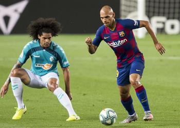 موندو عروض إنجليزية وإسبانية قد تنقذ برشلونة من أزمة برايثوايت