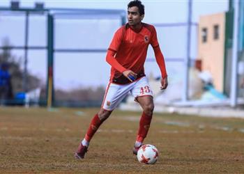 محمد عامر محمد فخري لاعب متميز ويشبه قائد الأهلي الأسبق
