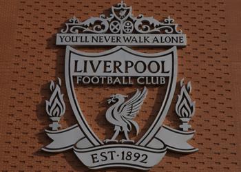 صور وفيديو ليفربول يعلن عن قميصه الجديد لموسم 2020 21 وفان دايك يعلق