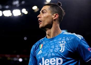 فرانس فوتبول رونالدو ليس سعيد ا في يوفنتوس وكورونا قضى على أحلام رحيله لـ سان جيرمان