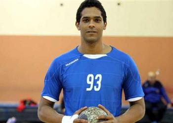 الزمالك يقترب من التعاقد مع لاعب يد الأهلي السابق