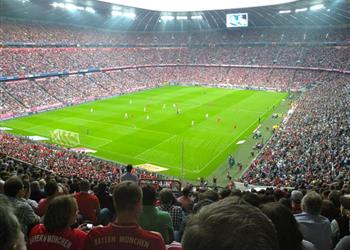 تقارير يويفا يدرس إعادة الجماهير في أبطال أوروبا والدوري الأوروبي