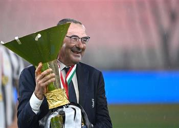 ساري يسخر من أنباء إقالته ويؤكد يوفنتوس توج بأصعب دوري في التاريخ