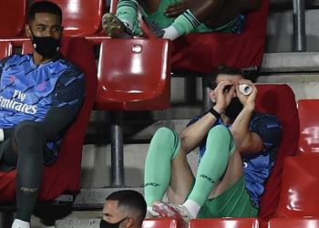 رئيس ريال مدريد السابق عن جاريث بيل من العار رؤية لاعب مثله في المدرجات