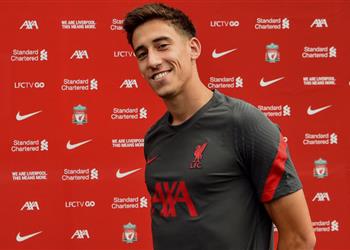 تسيميكاس يكشف رقم قميصه مع ليفربول ودور شقيقه في إتمام الصفقة