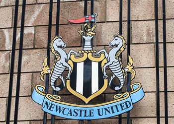 نيوكاسل يواصل محادثاته مع السعودية رغم انسحاب صندوق الاستثمار