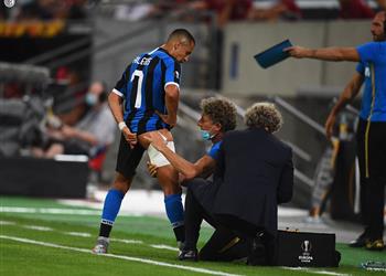 سانشيز يثير القلق في إنتر ميلان بعد التأهل إلى نصف نهائي الدوري الأوروبي