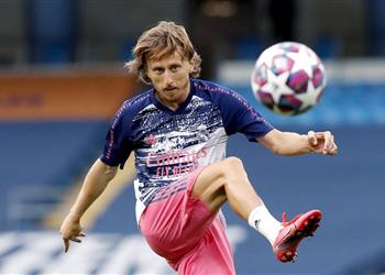 آس توضح موقف مودريتش من الاستمرار مع ريال مدريد