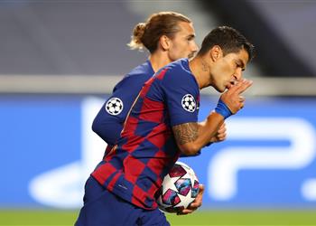 فيديو سواريز يسجل هدف برشلونة الثاني أمام بايرن ميونخ