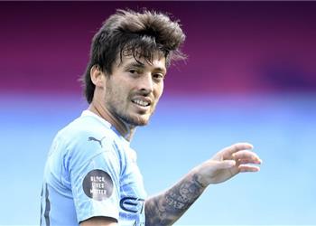 ديفيد سيلفا يدير ظهره للدوري الإيطالي بسبب عرض قطري