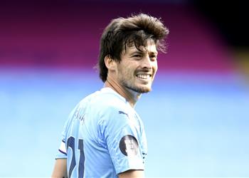 انتهاء مسيرة ديفيد سيلفا مع مانشستر سيتي بعد الخروج من دوري أبطال أوروبا