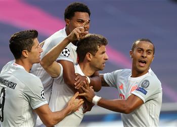 بيكنباور لا أصدق فوز بايرن ميونخ على برشلونة ويجب إعادة مولر لمنتخب ألمانيا