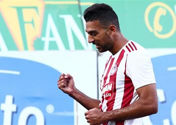 صورة كوكا يوجه رسالة غير مباشرة حول مستقبله مع أولمبياكوس