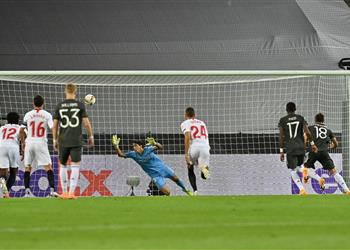 فيديو برونو فرنانديز يسجل هدف مانشستر يونايتد الأول أمام إشبيلية