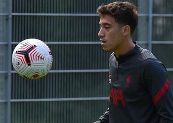 كلوب يشيد بصفقة تسيميكاس كنا نبحث عنه ونحتاجه في ليفربول