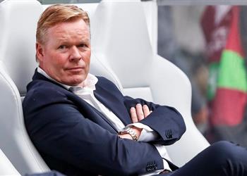 أول تعليق رسمي من برشلونة حول المفاوضات مع كومان لخلافة سيتين