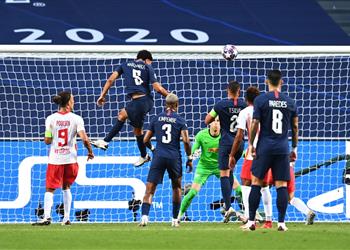 فيديو نيمار يصنع وماركينيوس يسجل هدف باريس سان جيرمان الأول أمام لايبزيج