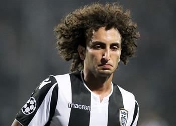 مدير أوفي كريت اليوناني عمرو وردة رائع ويبهرني لكنه غريب الأطوار