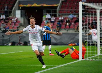 فيديو دي يونج يسجل التعادل لإشبيلية أمام إنتر ميلان