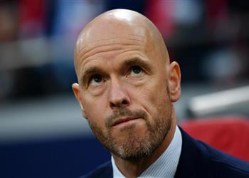 مدرب أياكس يرد على أنباء عودة سواريز